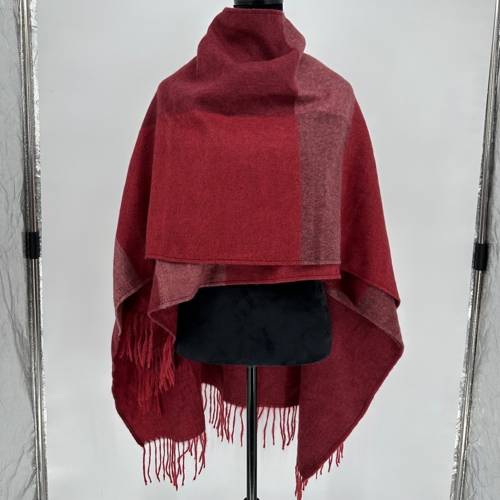 Woolrich Maroon Cozy Wrap‎ Blanket Scarf One Size Tassel Hem Poncho Shawl